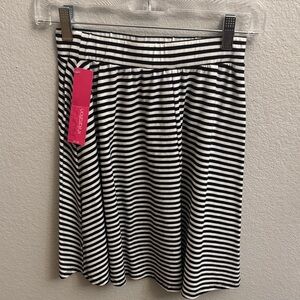 Xhilaration Black and White A-Line Skirt